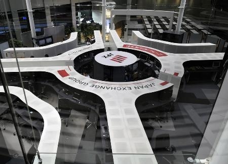 東証、158円安 午前9時15分現在|信濃毎日新聞デジタル 信州・長野県のニュースサイト