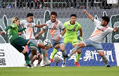 ｊ３ ａｃ長野 今季のｊ２昇格消滅 ８試合連続未勝利 信濃毎日新聞デジタル 信州 長野県のニュースサイト