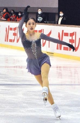壺井 住吉がｓｐ首位 フィギュア全日本ジュニア 信濃毎日新聞デジタル