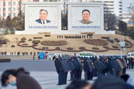 金正日氏死去10年で追悼大会 平壌、正恩氏出席｜信濃毎日新聞