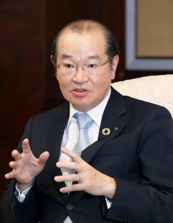 大和証券、3％超賃上げへ 初任給1万円増、物価高で｜信濃毎日新聞デジタル 信州・長野県のニュースサイト