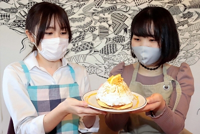 瀬戸内レモンのパンケーキ パティシエ目指す短大生と共同開発 岡谷の カフェ ヒルバレー 信濃毎日新聞デジタル