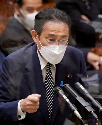参院予算委
