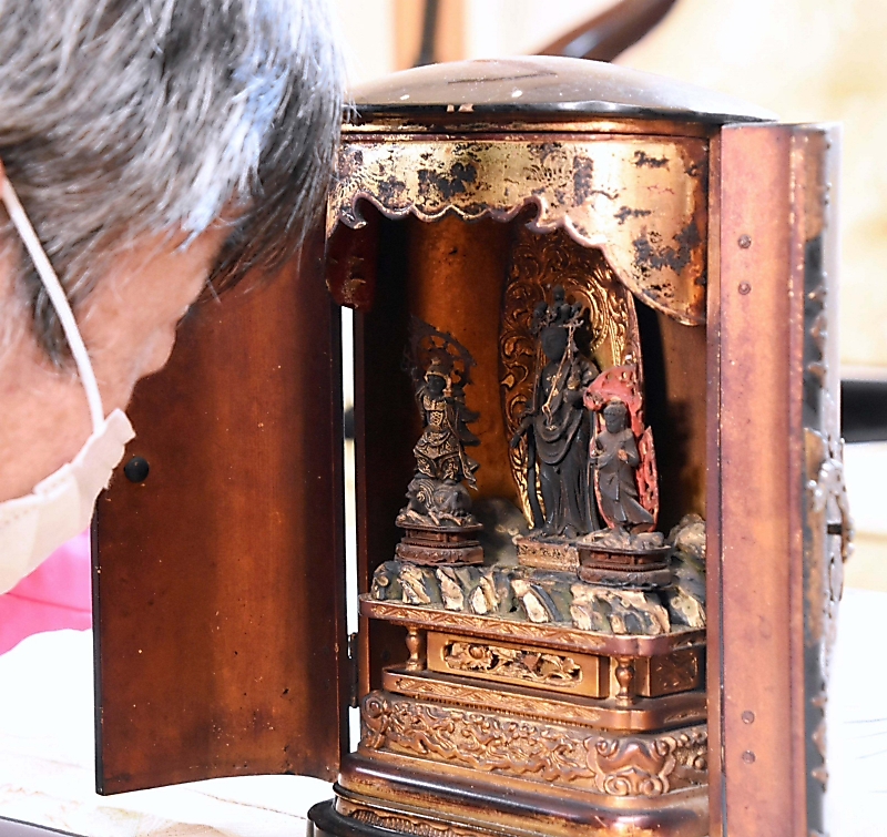 諏訪大社 下社神宮寺にゆかりの仏像か 「十一面観音立像」を確認｜信濃