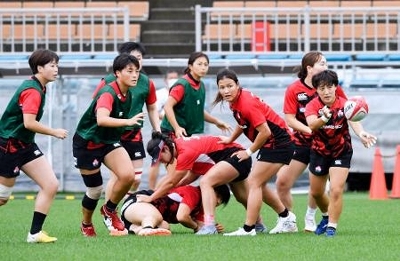 ラグビー女子 南ア戦を控え練習 南主将 盛り上げる 信濃毎日新聞デジタル 信州 長野県のニュースサイト