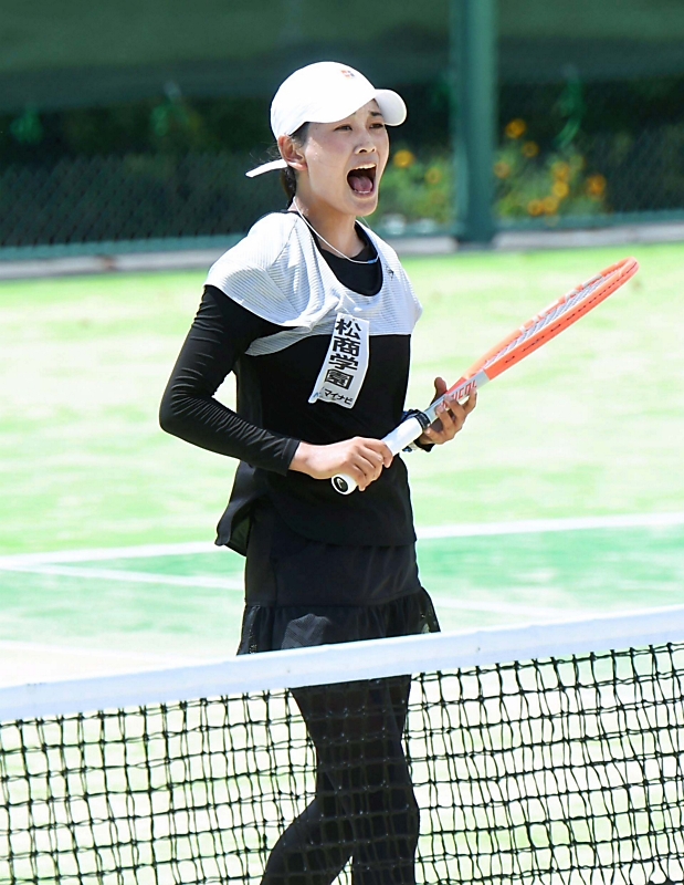 全国高校総体・テニス女子単 砂田（松商）が粘って決勝へ｜信濃毎日