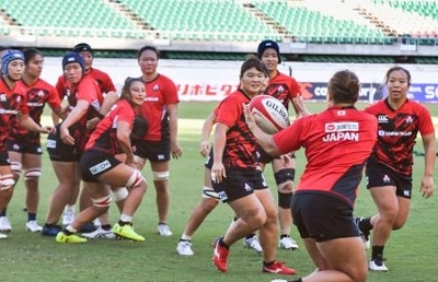 鈴木実 私たちも勝利を ラグビー女子が前日練習 信濃毎日新聞デジタル 信州 長野県のニュースサイト