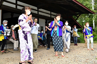 動画 エーヨー節 コチャかまやせの節 原村の踊り歌継承へ 村民謡保存会が披露 信濃毎日新聞デジタル 信州 長野県のニュースサイト