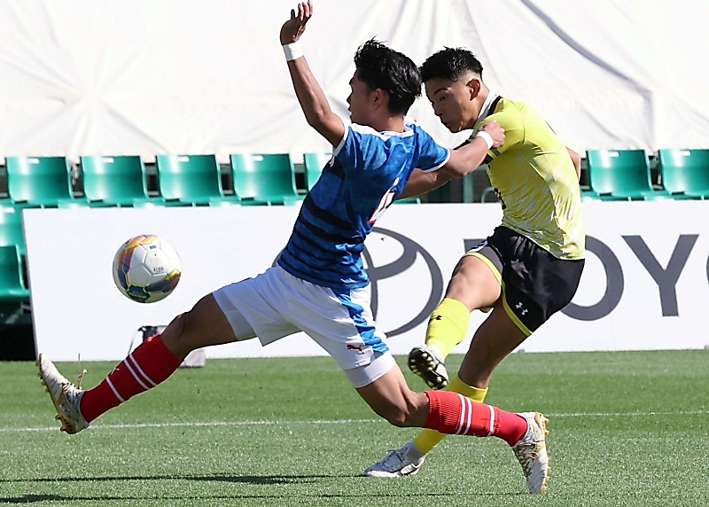 Under Armour 松本国際高校　サッカー上下セット　Lサイズ Under Armour 松本国際高校 サッカー上下セット Lサイズ Under Armour