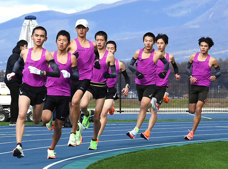 佐久長聖、充実の戦力で記録奪還へ 25日号砲の全国高校駅伝「男子