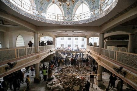 モスク自爆テロの死者95人に パキスタン、建物崩落｜信濃毎日新聞デジタル 信州・長野県のニュースサイト