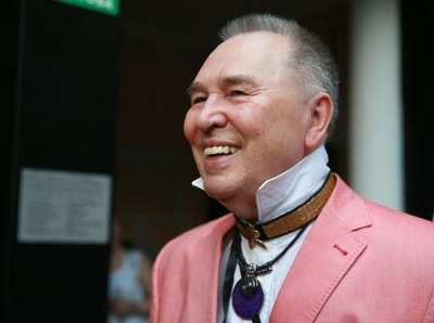 V・ザイツェフ氏死去 ロシアのデザイナー|信濃毎日新聞デジタル 信州・長野県のニュースサイト