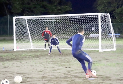 【中古】 グラウンドがサッカーを変える 箕輪町のグラウンドにサッカーゴール 松本山雅が設置｜信濃毎日新聞