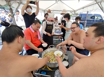 あっさり､うま味たっぷり」 荒汐部屋が贈る感謝のちゃんこ 合宿地の
