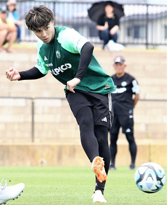 松本山雅 2023新戦力〉 MF安永玲央・背番号46 霜田監督の