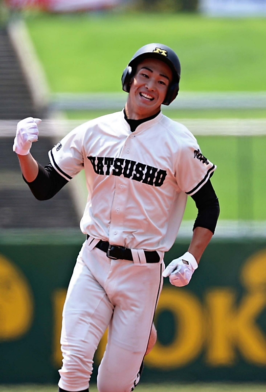 つながる打線、深まる信頼 松商､大技小技で11得点 高校野球長野大会準々決勝｜信濃毎日新聞デジタル 信州・長野県のニュースサイト