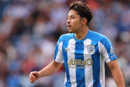 イングランド ハダースフィールド 中山雄太 No.33 ユニフォーム CNTS2023080900196_M.jpg