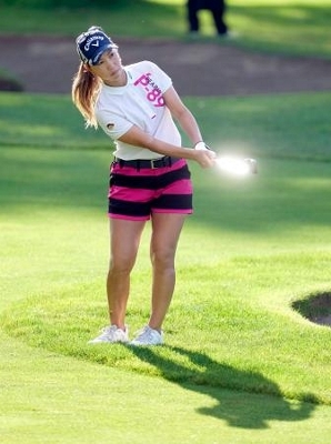 上田、吉田が暫定首位 ニトリ女子ゴルフ第2日｜信濃毎日新聞デジタル