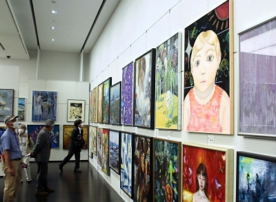 日本画、洋画、彫刻、工芸の400点 第75回長野県美術展、県立美術館で