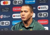 　ラグビーＷ杯フランス大会決勝を前に、記者会見する南アフリカのコルビ＝２７日、パリ郊外（共同）