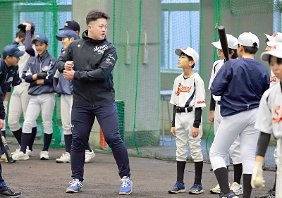たくさん食べて、寝て、体を大きく」 打点王・牧選手、松本で中学球児