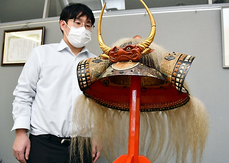 武田信玄兜　武田信玄出世兜　兜飾り　昭和兜　骨董 兜飾り【武田信玄公兜】翠鳳｜収納上手｜おしゃれ｜モダン