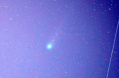 老いたる星 70年に1度、話題のポン・ブルックス彗星捉えた エメラルドグリーンに