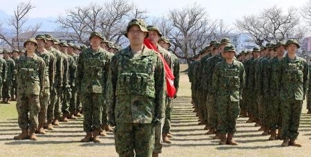 陸自、水陸機動団第3連隊が発足 3000人規模に、長崎・大村｜信濃