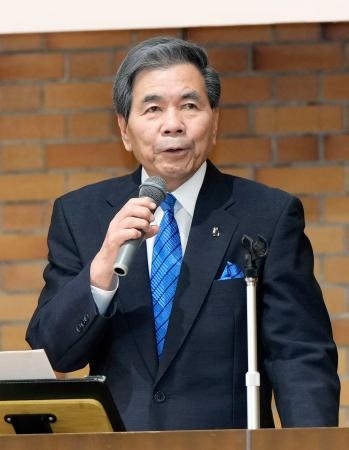 蒲島・熊本知事「万感の思い」 農協から東大教授、4期で退任｜信濃