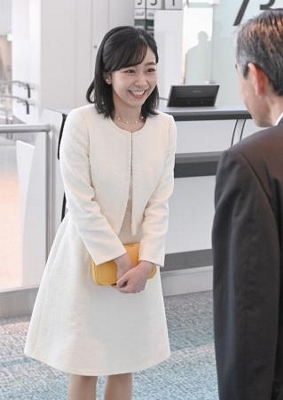 佳子さま、ギリシャから帰国 外交樹立125周年で公式訪問｜信濃毎日