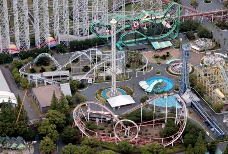 遊園地の空中ブランコ6人宙づり 地上40mで緊急停止、三重｜信濃