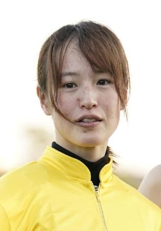 (未使用･未開封品)藤田菜七子ファーストドキュメントBlu-ray『騎手 藤田菜七子』 22歳のホンネ デビューから4年間に密着(特典なし) プレゼント】藤田菜七子騎手ファーストBlu-ray『騎手 藤田菜七子』を5