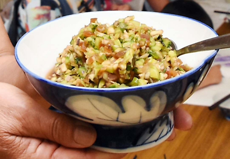 夏野菜もりもり､郷土料理「やたら」が100年フード認定 飯綱町の食育団体「町内外に広げたい」｜信濃毎日新聞デジタル 信州・長野県のニュースサイト