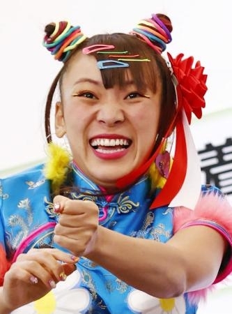フワちゃんが芸能活動休止 やす子さんに不適切投稿で｜信濃毎日新聞