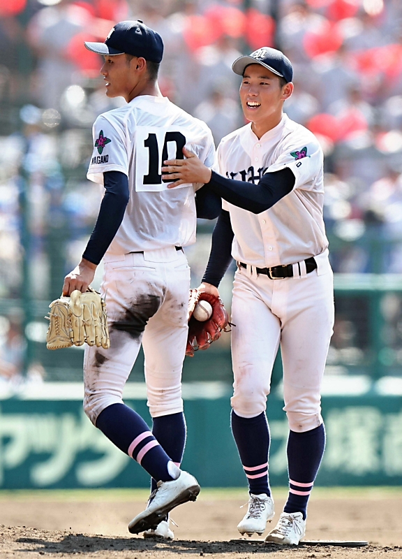 安定感誇った守備にほころび…長野日大、外れた目算 際立った青森山田の
