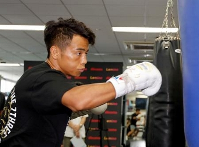 WBO王者武居が練習公開 比嘉と世界戦「絶対にKO決着」｜信濃毎日