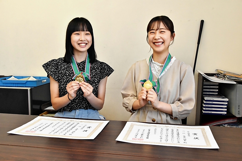 姉妹で「暗算」の全国大会入賞 松本市の中2と姉の大学生 さらなる高み