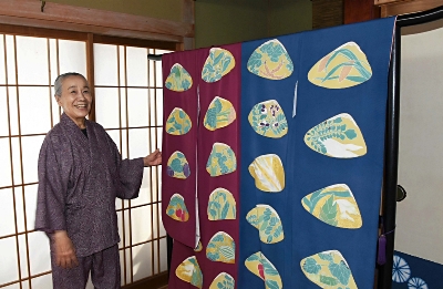 78歳の手描き友禅師、染色の技と着物の魅力伝えた工房50年 教えおらと