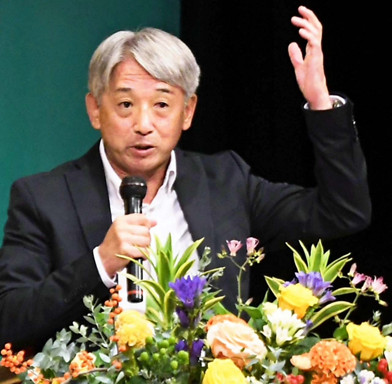 片山右京 記念 STATUS Magazine: 特集：片山右京という生き方。 | 町田英明, 片山右京