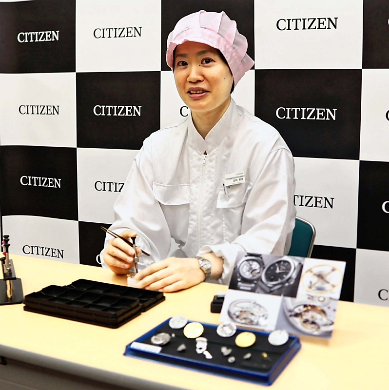 信州の名工】 古林美里さん（45） 時計組立工・飯田市 「無駄ない 