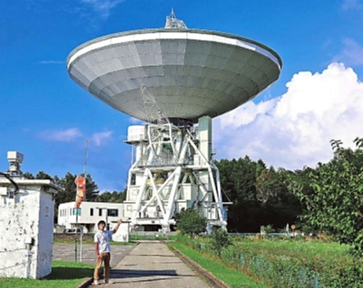 直径45メートルのパラボラアンテナは世界最大級 長野県の野辺山宇宙 