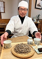 山根さんが打った入野谷在来の十割そば