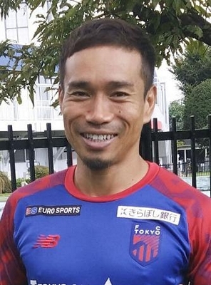 長友佑都、FC東京と契約合意 昨季リーグ戦29試合で2得点｜信濃