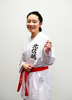 磨いた技で空手全国大会へ 長和町の小学5年生、抱負語る｜信濃毎日新聞