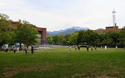物価高で遠出できなくても…大型連休、若里公園で謎を解け！ 周辺施設が