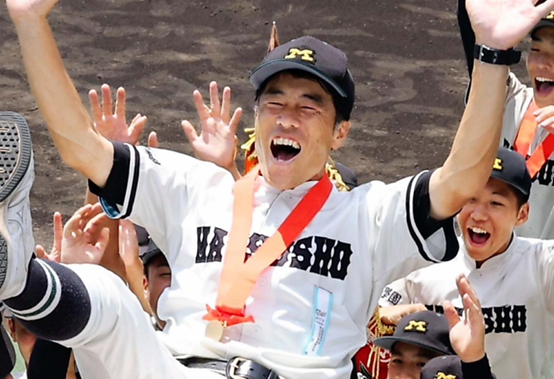 松商学園九十年史/長野県松本市/学校史/　高校野球 名門校 松商学園の監督「苦しかった…」 伝統校の重圧、甲子園優勝校に
