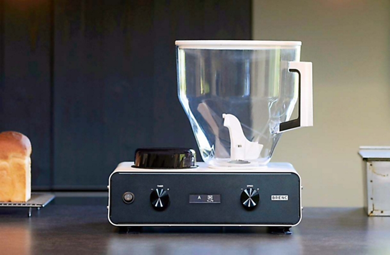 食パン最大6斤分 エムケー精工のパン生地こね器に“大容量版”登場 予約