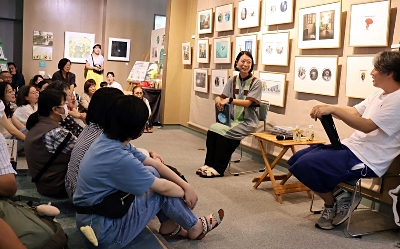 作家さん 富士見町在住 世界的な絵本作家が語る創作の世界 ｜信濃毎日新聞