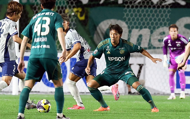 山雅、5試合ぶり勝利 33歳のDF高橋が示した「責任感」｜信濃毎日新聞