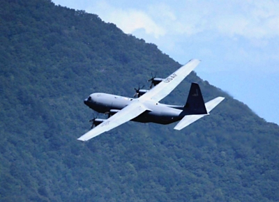 松本市や大町市で米軍機が低空飛行か 「3機飛んでいた」情報も｜信濃